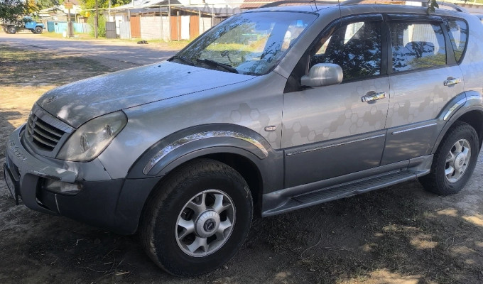 SsangYong Rexton 2005 года