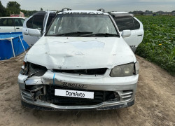 Nissan R'nessa 1998 года