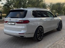 BMW X7 2020 года
