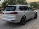 BMW X7 2020 года
