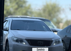 Toyota Camry 2012 года