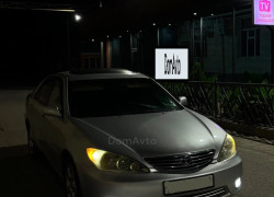 Toyota Camry 2005 года