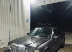Mercedes-Benz E-Класс 1993 года