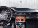 Mercedes-Benz E-Класс 1993 года