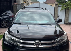 Toyota Highlander 2020 года