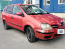 Nissan Almera Tino 2001 года