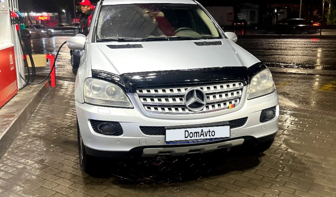 Mercedes-Benz ML-Класс 2007 года