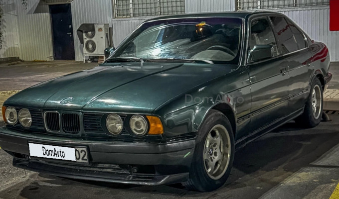 BMW 5 серия 1992 года