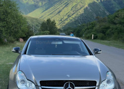Mercedes-Benz CLS-Класс 2005 года