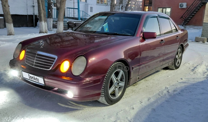 Mercedes-Benz E-Класс 1997 года