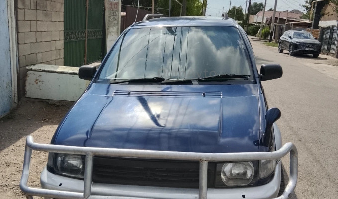Mitsubishi RVR 1993 года