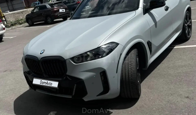 BMW X5 2023 года