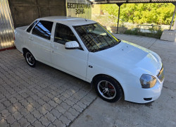 ВАЗ (Lada) Priora 2013 года