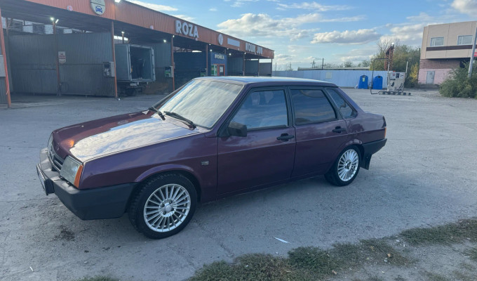 ВАЗ (Lada) 21099 2000 года