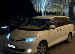 Toyota Estima 2009 года