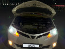 Toyota Estima 2009 года