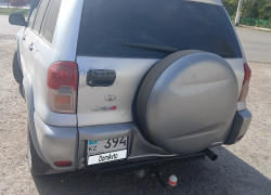 Toyota RAV4 2002 года