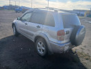 Toyota RAV4 2002 года