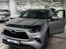 Toyota Highlander 2022 года