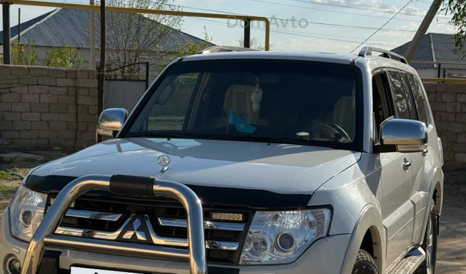 Mitsubishi Pajero 2007 года