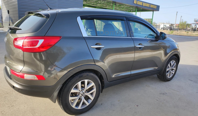 Kia Sportage 2011 года