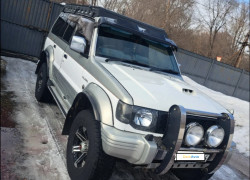 Mitsubishi Pajero 1993 года
