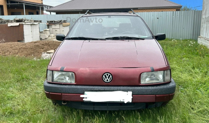 Volkswagen Passat 1992 года