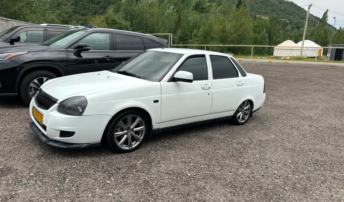 ВАЗ (Lada) Priora 2014 года