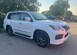 Lexus LX 2015 года
