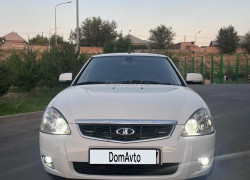 ВАЗ (Lada) Priora 2014 года