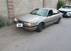 Mazda 626 1988 года