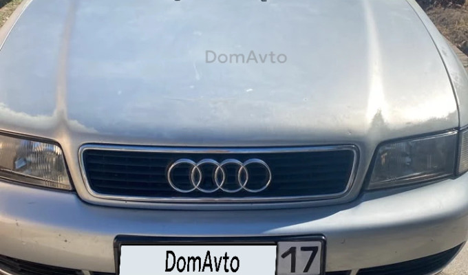 Audi A4 1995 года