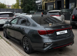 Kia Cerato 2019 года
