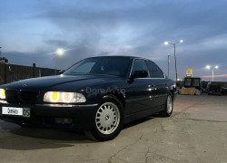 BMW 7 серия 1995 года