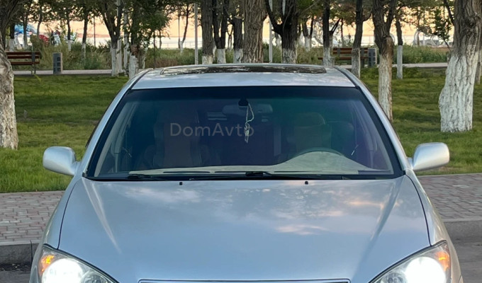 Toyota Camry 2005 года