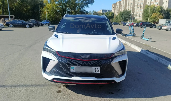 Geely Coolray 2024 года