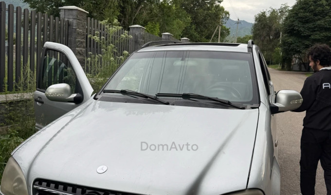 Mercedes-Benz ML-Класс 2000 года