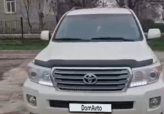 Toyota Land Cruiser 2013 года
