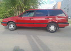 Volkswagen Passat 1990 года