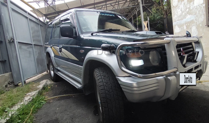 Mitsubishi Pajero 1996 года