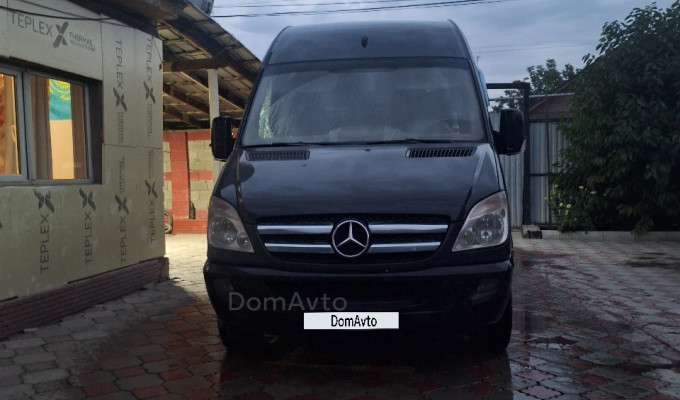 Mercedes-Benz Sprinter 2008 года