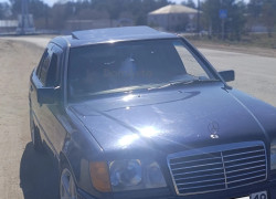 Mercedes-Benz E-Класс 1995 года