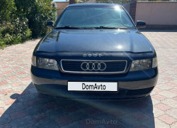 Audi A4 1995 года