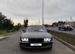 BMW 7 серия 1995 года