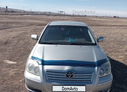 Toyota Avensis 2003 года