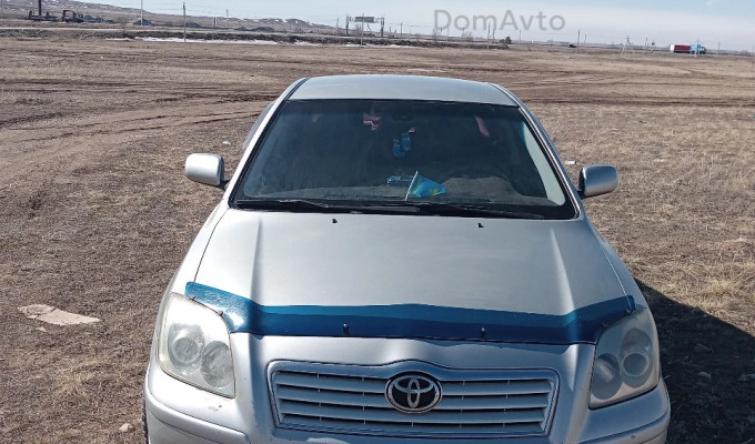 Toyota Avensis 2003 года