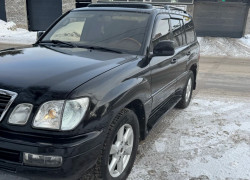 Lexus LX 2001 года