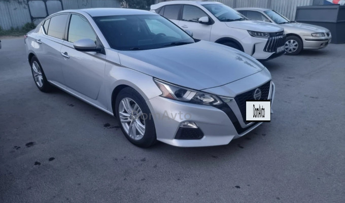 Nissan Altima 2020 года