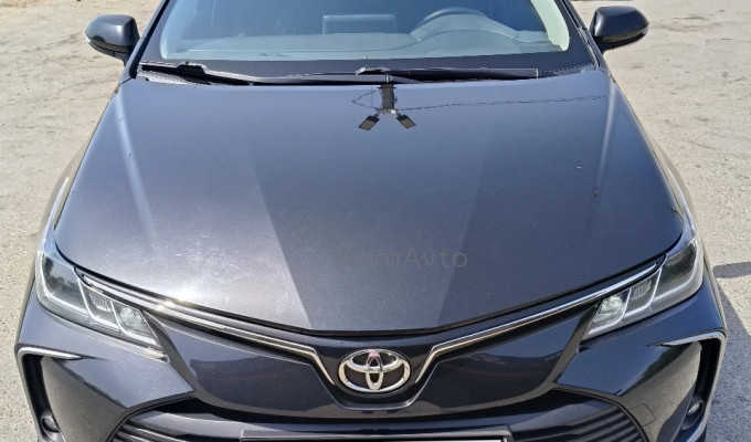 Toyota Corolla 2021 года