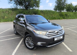 Toyota Highlander 2013 года